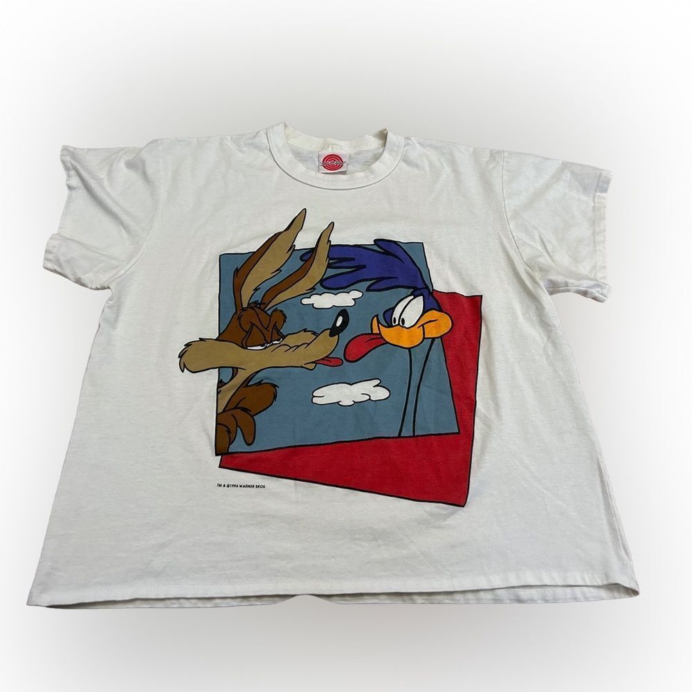 Vintage Warner Bros Wile E. Coyote and Road Runner T-shirt